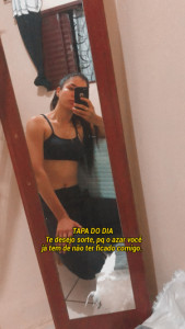 Profile photo for Camila de Oliveira souza