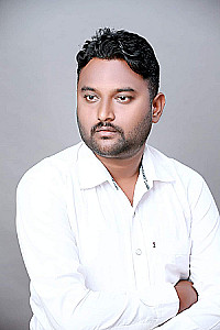 Profile photo for Santosh Di